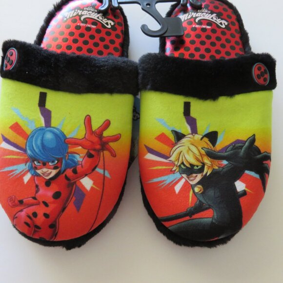 Miraculous Ladybug Slippers Kids Size - Picture 3 of 6
